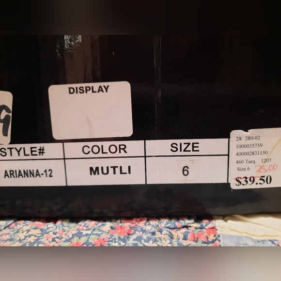 Arianna-12 multi color stiletto sequence heels EUC size 6 - Picture 9 of 9